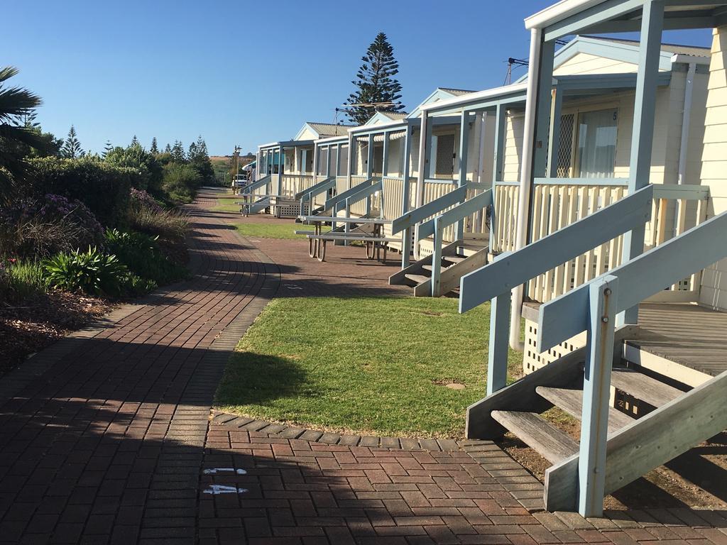 Christies Beach Tourist Park Екстер'єр фото